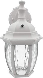 Maxxima LED White Outdoor Wall Light, 580 Lumens 3000K, Dusk to Dawn Sensor - Image 2