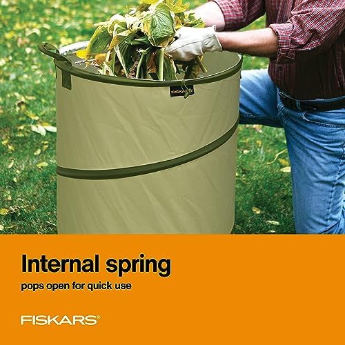 Fiskars Kangaroo Collapsible Garden Bag for Yard Waste, 10 Gallon Reusable Container for Lawn Care and Gardening - Image 3