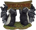 Design Toscano Something is in the Air Skunk Welcome Statue, Multicolored by DesignToscano