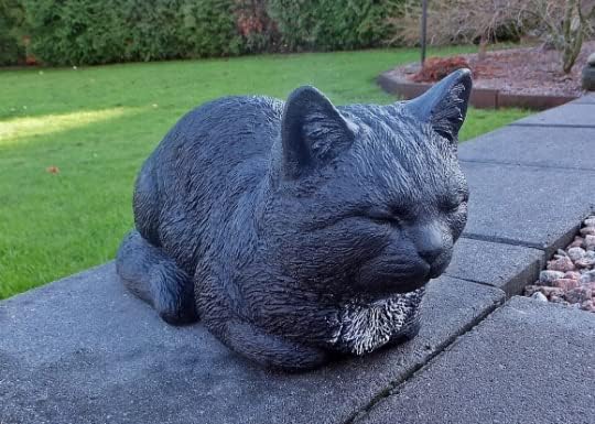 Black Cat Figurine Concrete Cat Statue for Home and Garden Pet Statue Memorial Grave dekor Backyard Sculpture by Unknown