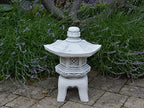 Asian Pagoda Lantern Statue Zen Garden Handmade Decoration Concrete Lantern Figurine Creative Outdoor Decor Gray - Image 5