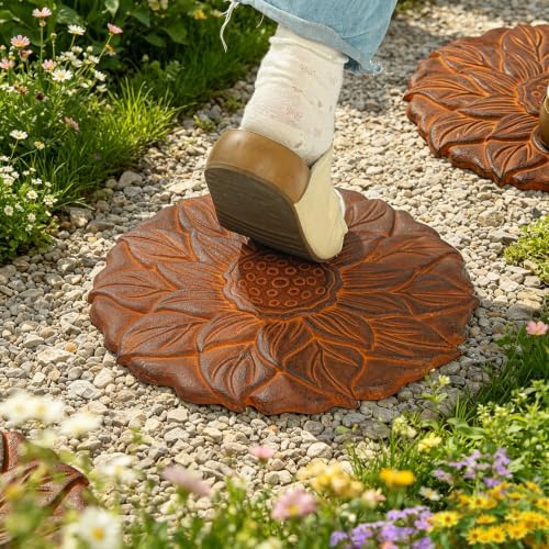 Sungmor Vintage Cast Iron Lotus Stepping Stone, Full Rust - Image 3