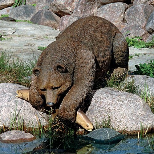 Design Toscano Catch of the Day Grand Bear Sculpture - Image 6